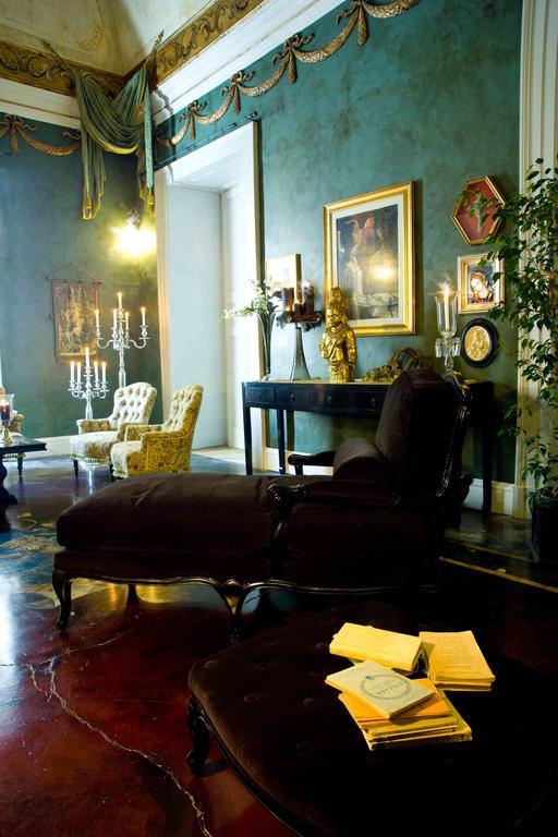 Bed and Breakfast Palazzo Delle Viole Oria  Exterior foto