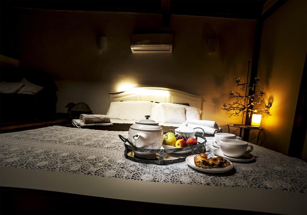 Bed and Breakfast Palazzo Delle Viole Oria  Exterior foto