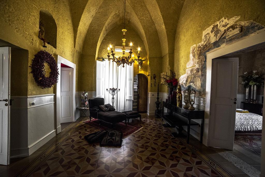 Bed and Breakfast Palazzo Delle Viole Oria  Exterior foto
