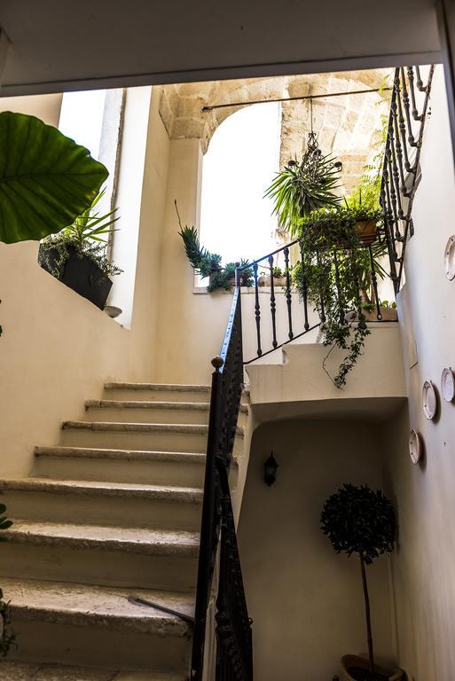 Bed and Breakfast Palazzo Delle Viole Oria  Exterior foto
